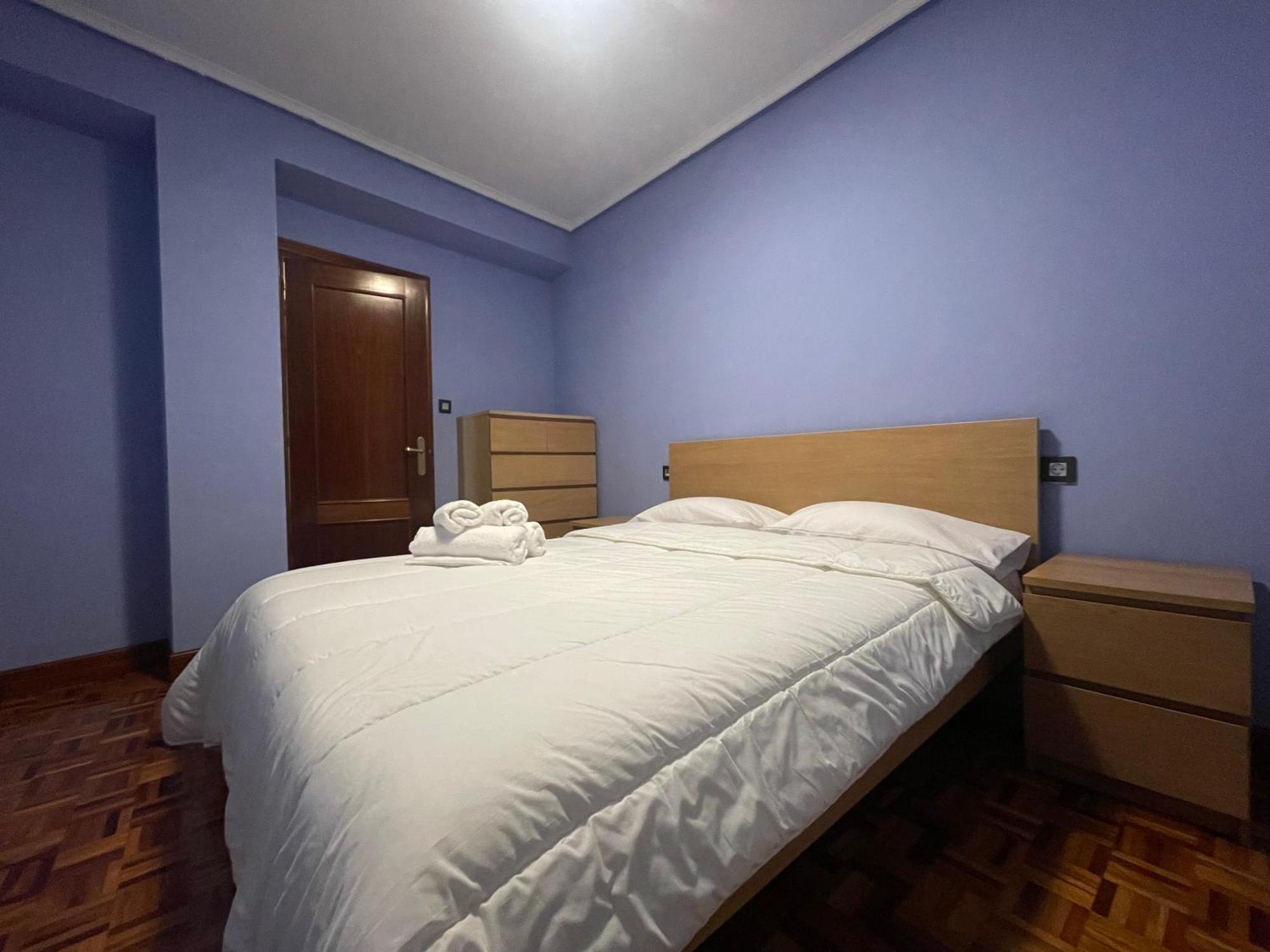 Encantador Apartamento En El Centro De Castro كاسترو أورديالس المظهر الخارجي الصورة